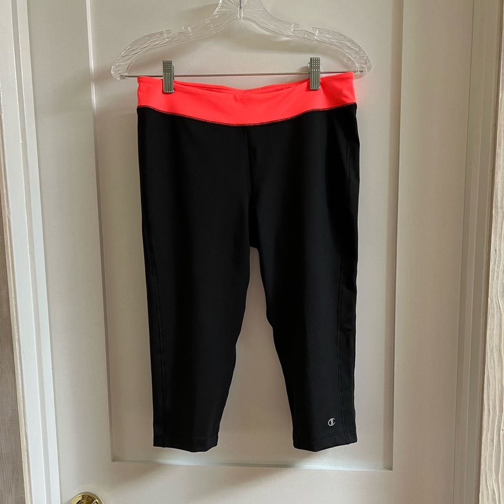 Champion Powertrain/Powerflex Workout Capris  M